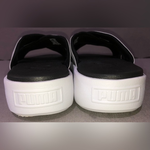 PUMA Women's Platform Slide Sandal, Size 7.5 - Picture 6 of 6